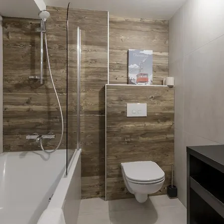 Pierre Belle - 80m2 - Grande Terrasse Et Jardin Apartament *