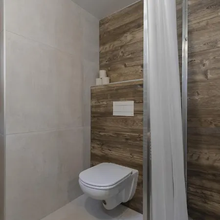 Pierre Belle - 80m2 - Grande Terrasse Et Jardin Apartamento
